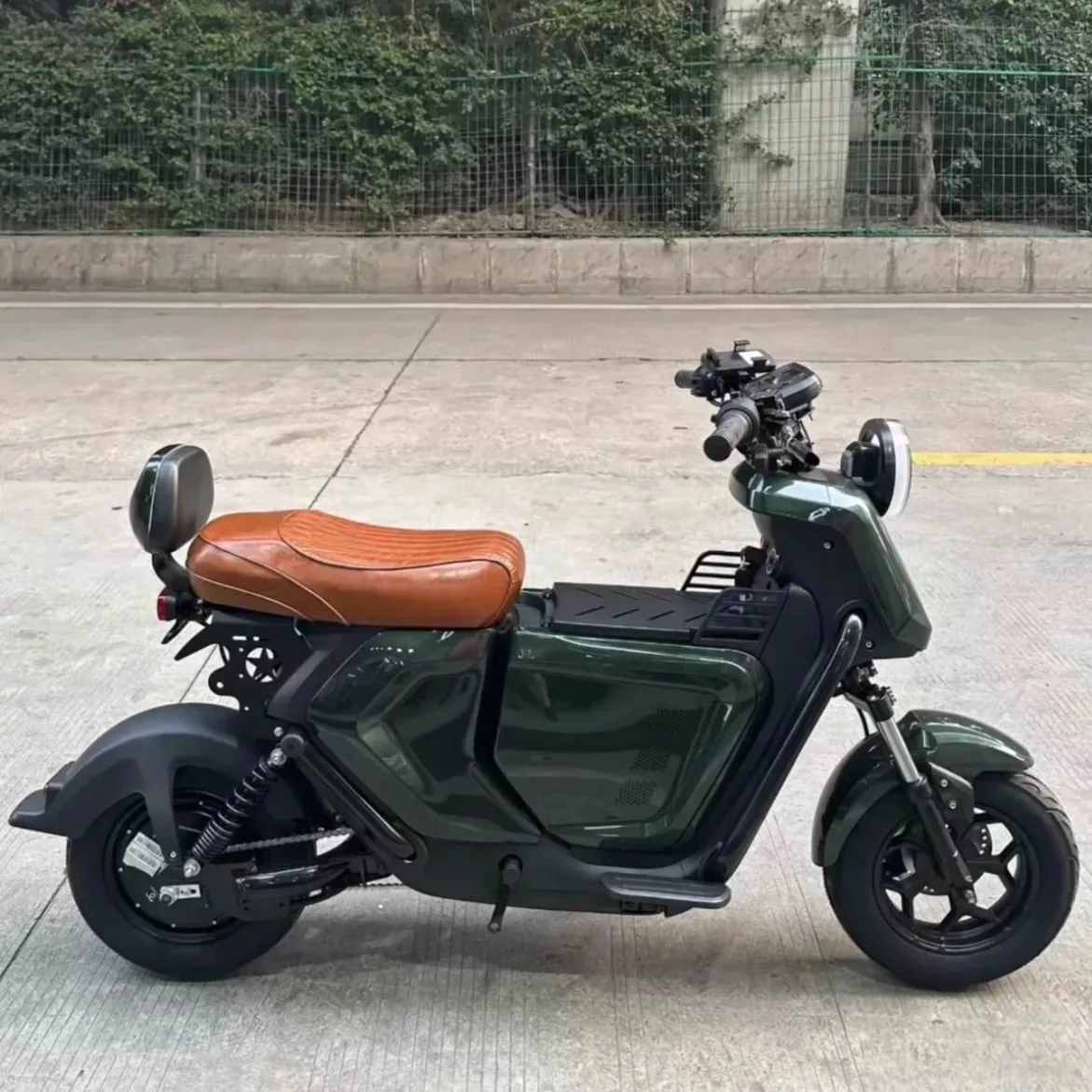 Nouveau vélo électrique lithium-ion standard national-modèle élégant (pour les déplacements étudiants)